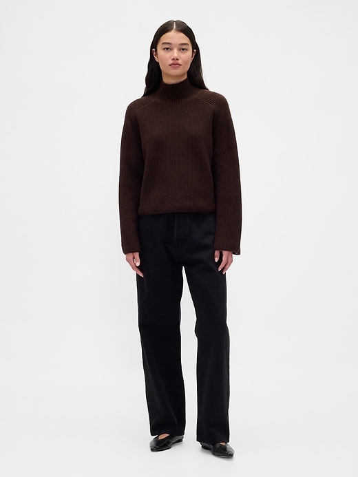 CashSoft Shaker-Stitch Turtleneck Sweater