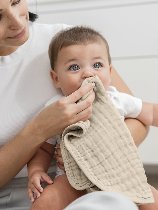 Image number 5 showing, Comfy Cubs Muslin Burp Cloths