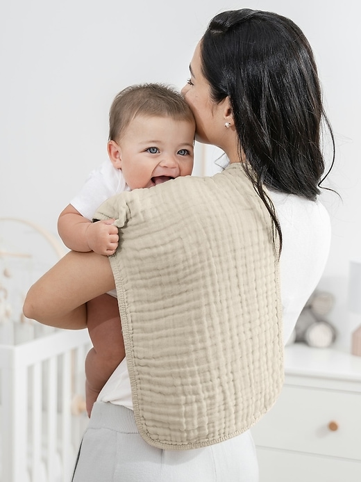 Image number 3 showing, Comfy Cubs Muslin Burp Cloths