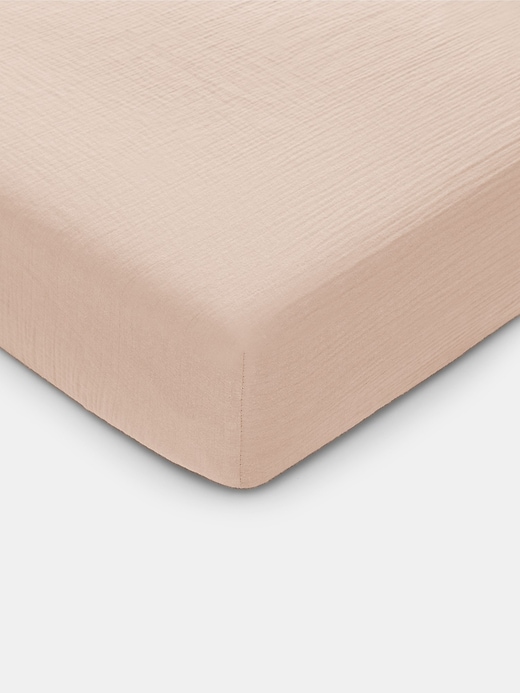 Image number 1 showing, Comfy Cubs Muslin Fitted Crib Sheet