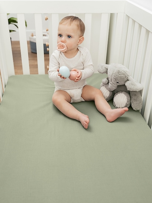 Image number 4 showing, Comfy Cubs Muslin Fitted Crib Sheet