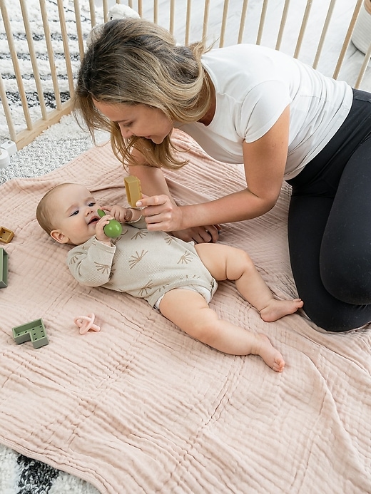 Image number 4 showing, Comfy Cubs Baby Muslin Blanket