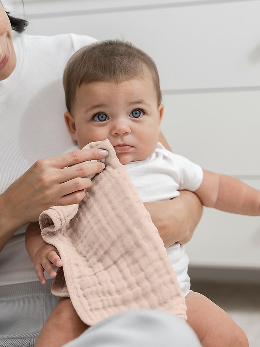 Image number 5 showing, Comfy Cubs Muslin Burp Cloths