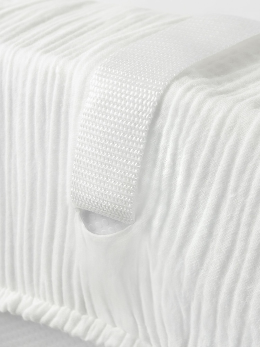 Image number 5 showing, Comfy Cubs Muslin Fitted Changing Pad Cover