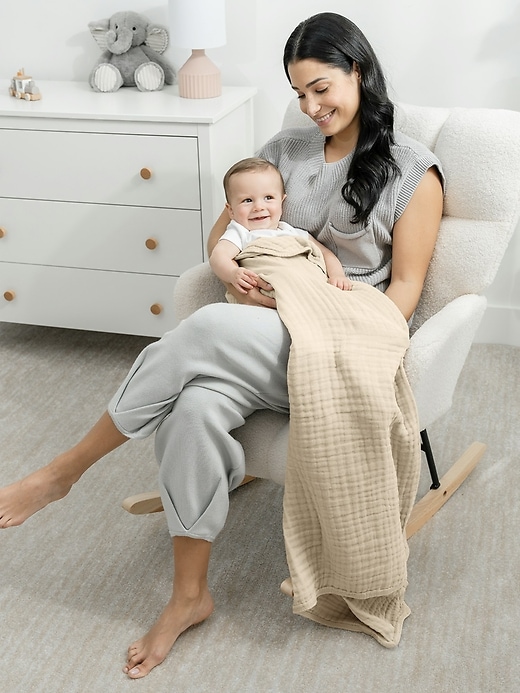 Image number 5 showing, Comfy Cubs Baby Muslin Blanket