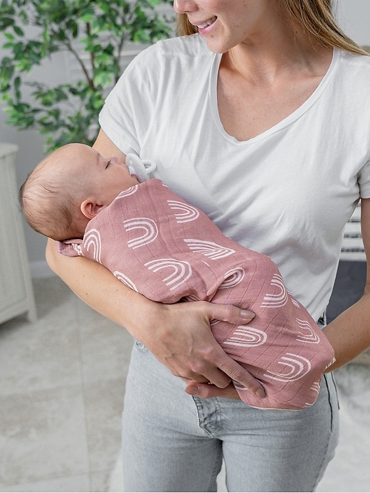 Image number 6 showing, Comfy Cubs Muslin Swaddle Blanket