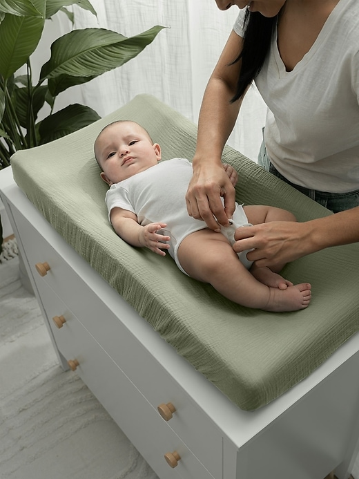 Image number 2 showing, Comfy Cubs Muslin Fitted Changing Pad Cover