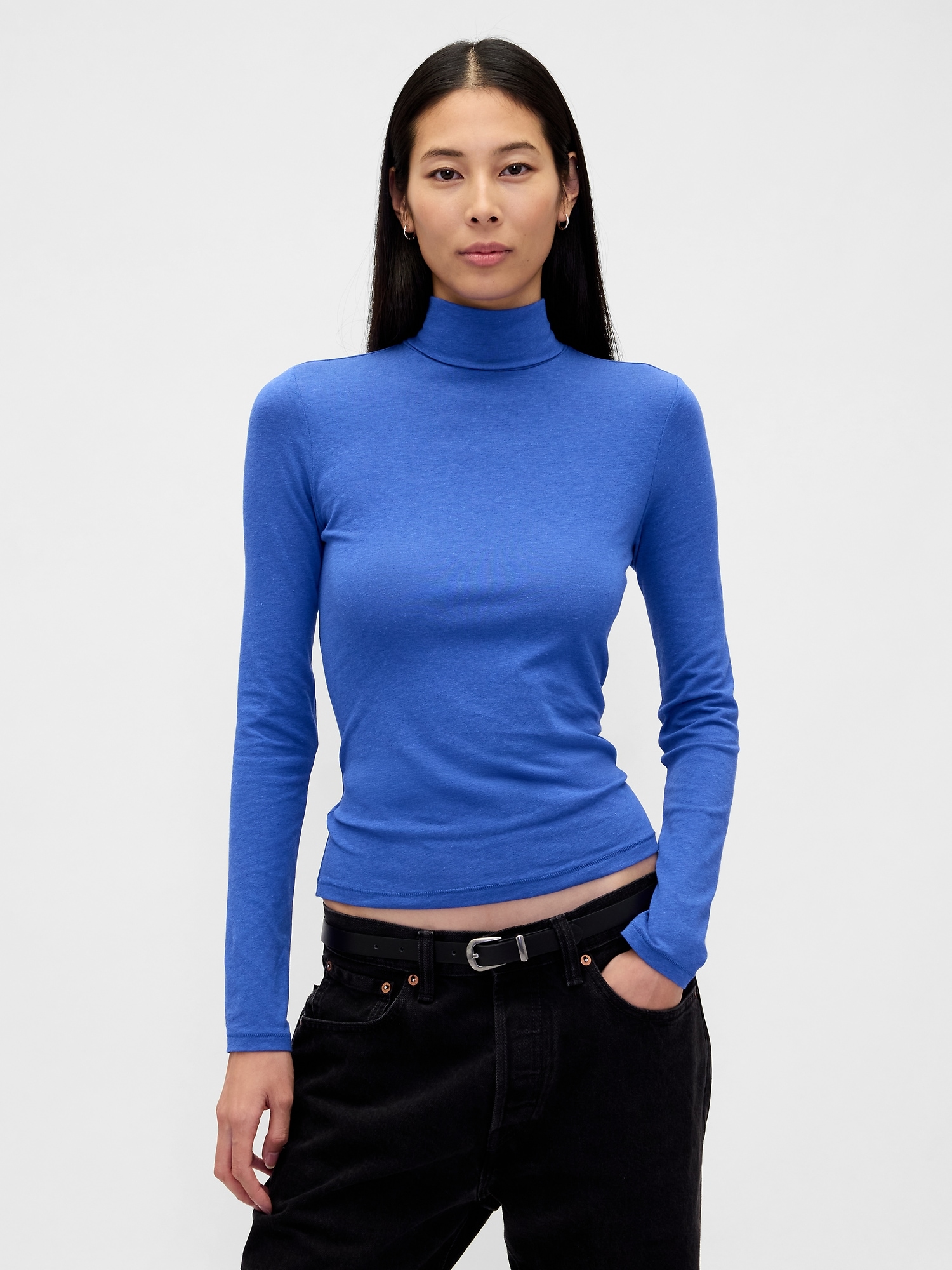 Featherweight Turtleneck - Dazzling Blue