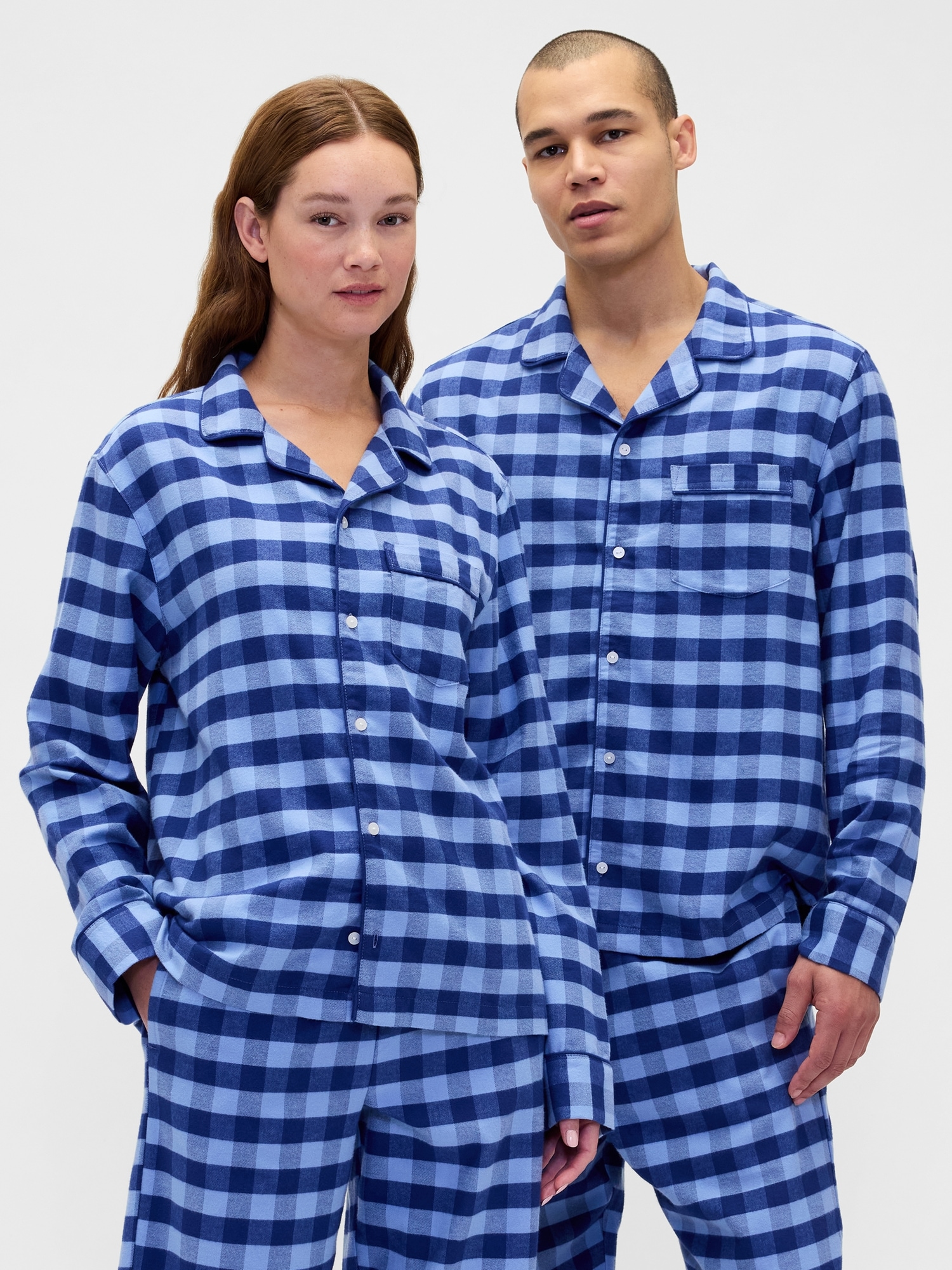 Женская рубашка Gap Adult Softest Flannel PJ, цвет: Светлый индиго клетчатый — фото 2