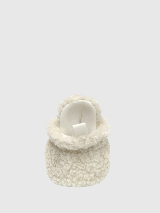 Image number 4 showing, Robeez Baby Sherpa Snap Booties