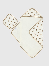 Image number 1 showing, Bamboo Little Lion Hooded Towel Set
