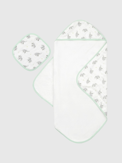 Image number 1 showing, Bamboo Little Elephant Hooded Towel Set