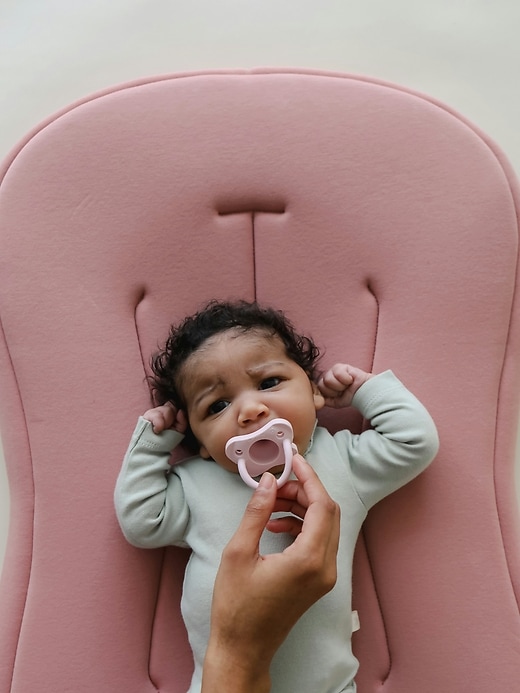 Image number 2 showing, Snuggle Me Infant Lounger Curve