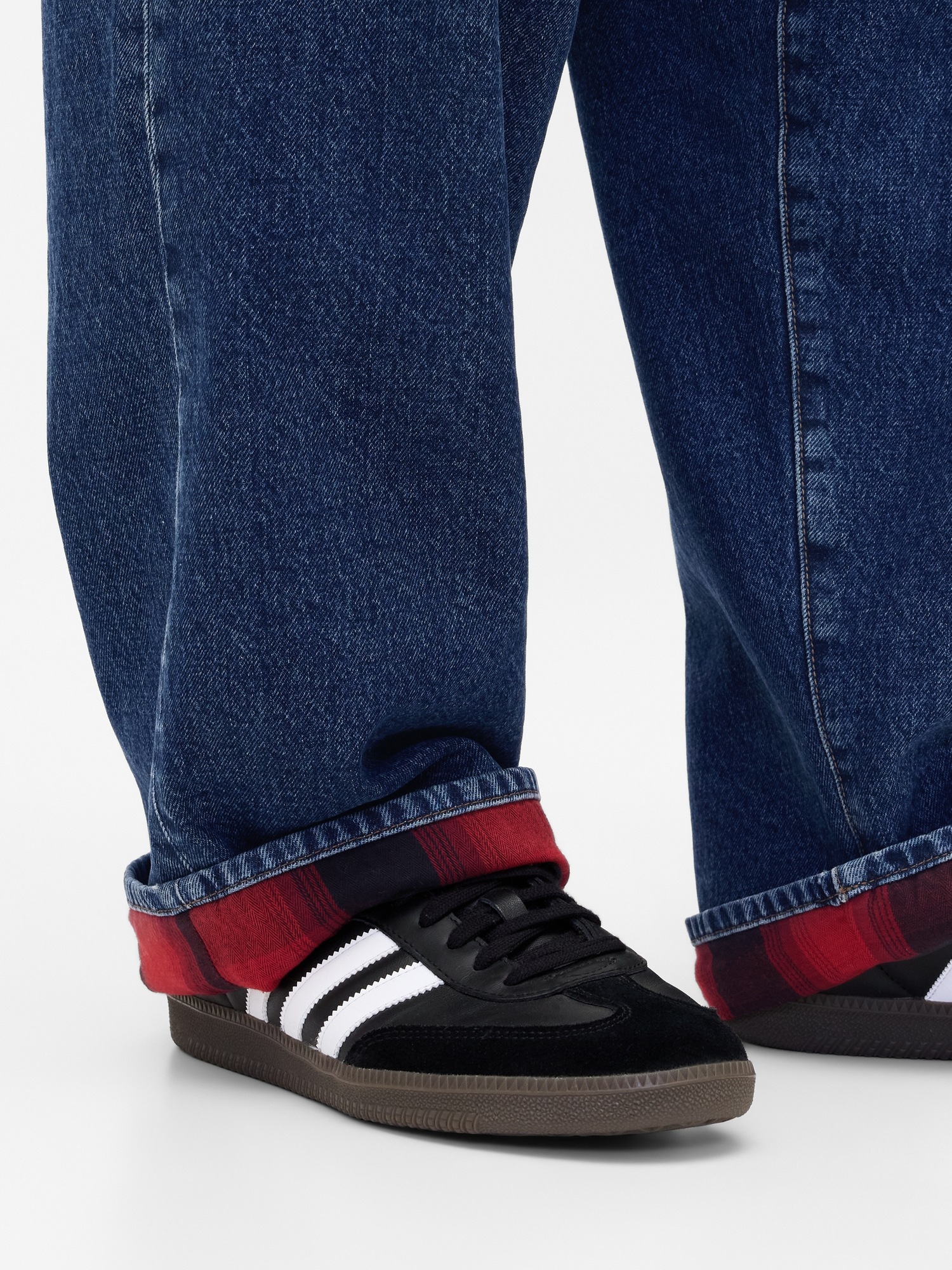 Женские джинсы Gap Stranger Things Adult Flannel-Lined Extra Baggy Jeans — фото 6