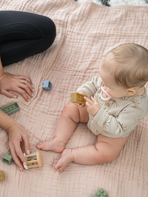 Image number 5 showing, Comfy Cubs Baby Muslin Blanket