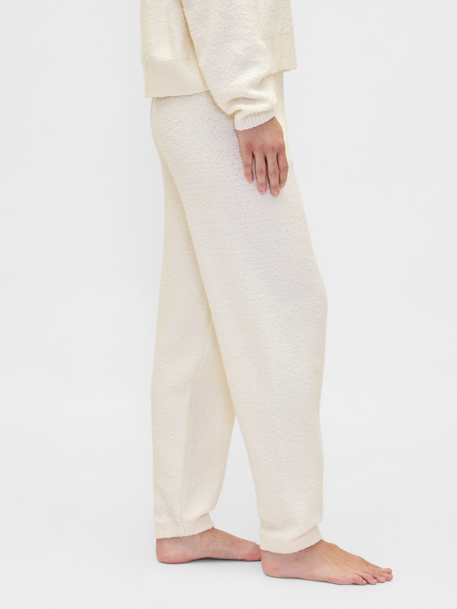 Женские брюки Gap CashSoft Boucle Sweater Joggers, цвет: Слоновая кость бежевый — фото 3