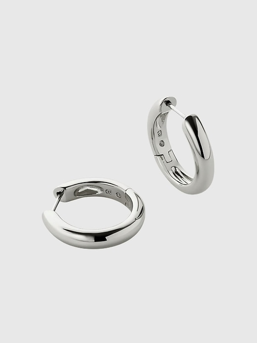 Image number 1 showing, Ana Luisa Giulia Medium Hoop Earrings