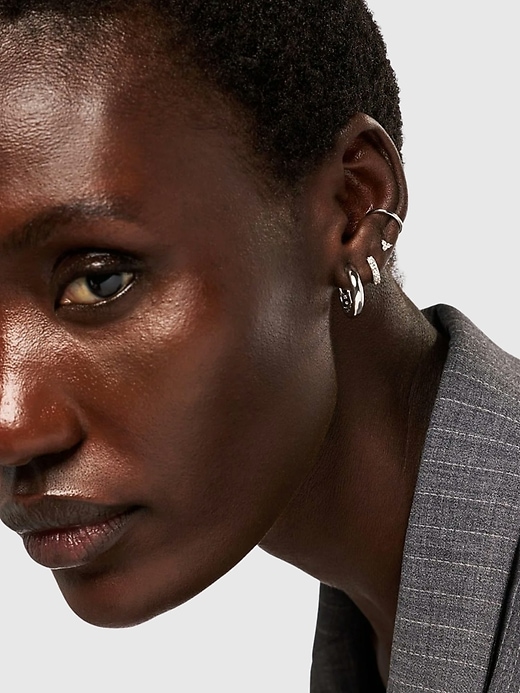 Image number 3 showing, Ana Luisa Giulia Medium Hoop Earrings