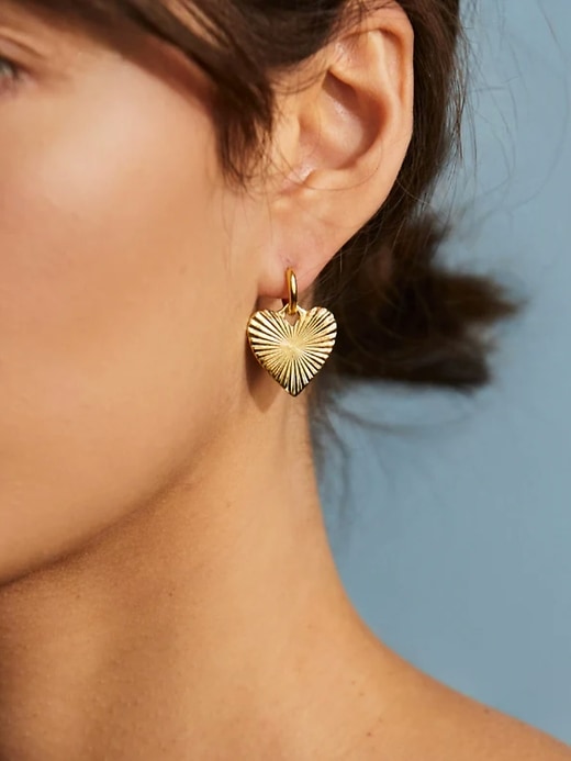 Image number 3 showing, HART Small Ribbed Heart of Gold Huggies