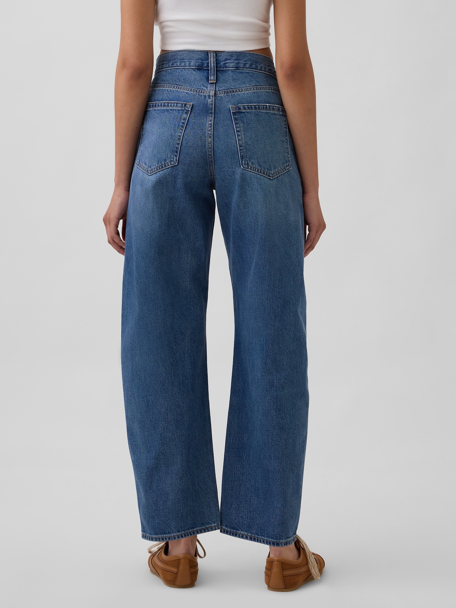 Image number 4 showing, High Rise Barrel Jeans
