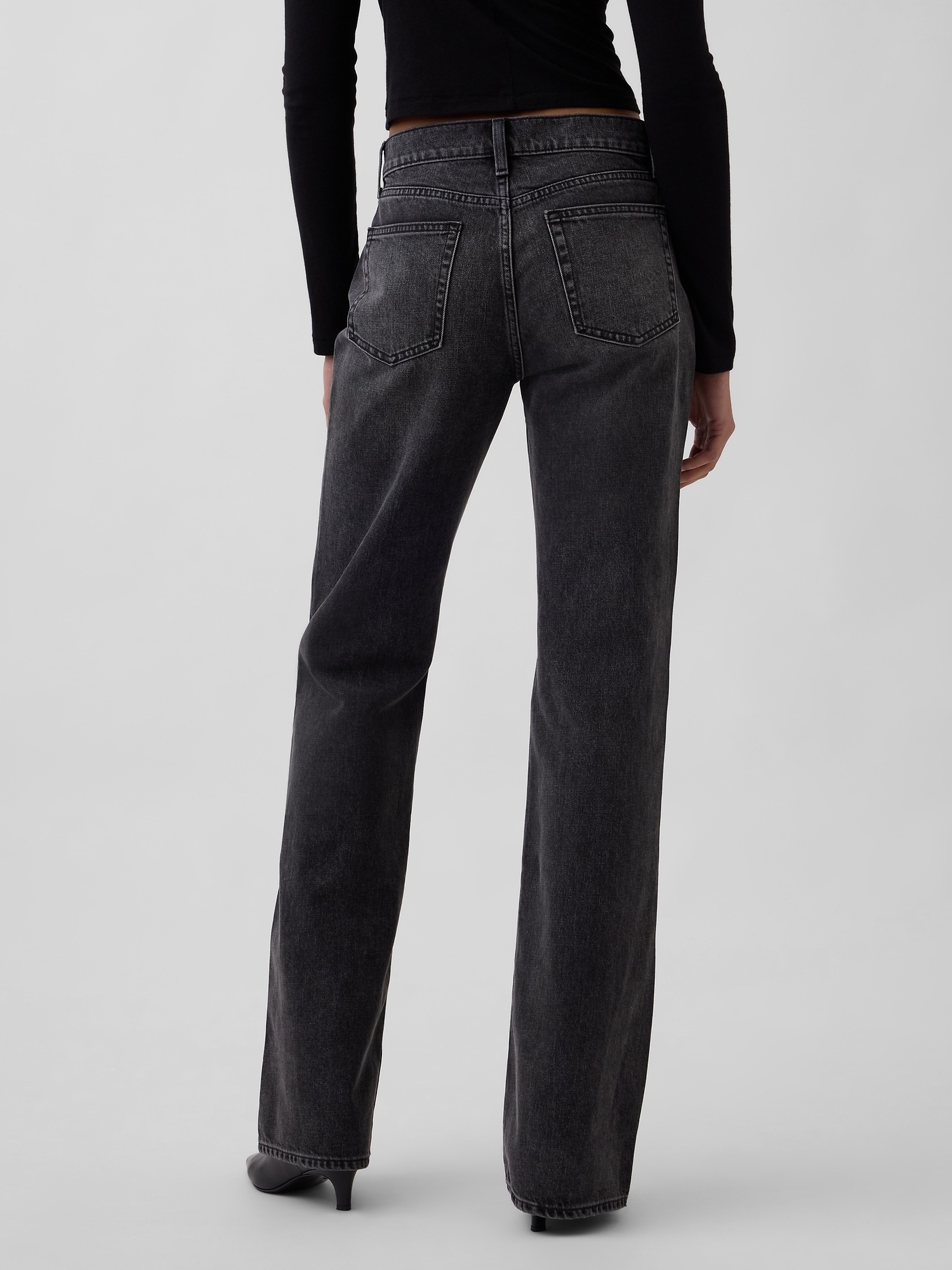 Женские джинсы Gap Mid Rise Rigid Relaxed Flare Jeans — фото 4