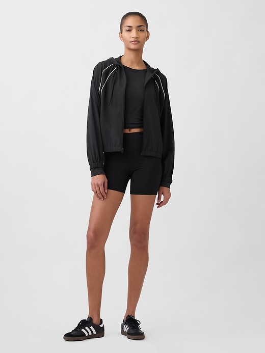 GapFit Breathe T-Shirt