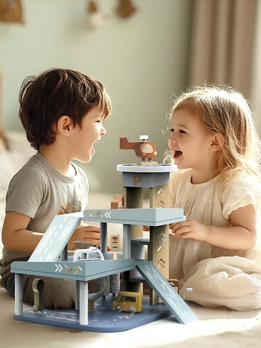 Image number 4 showing, Garage Playset Toddler Toy