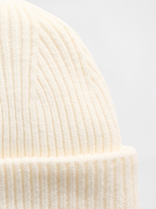 Image number 4 showing, CashSoft Beanie