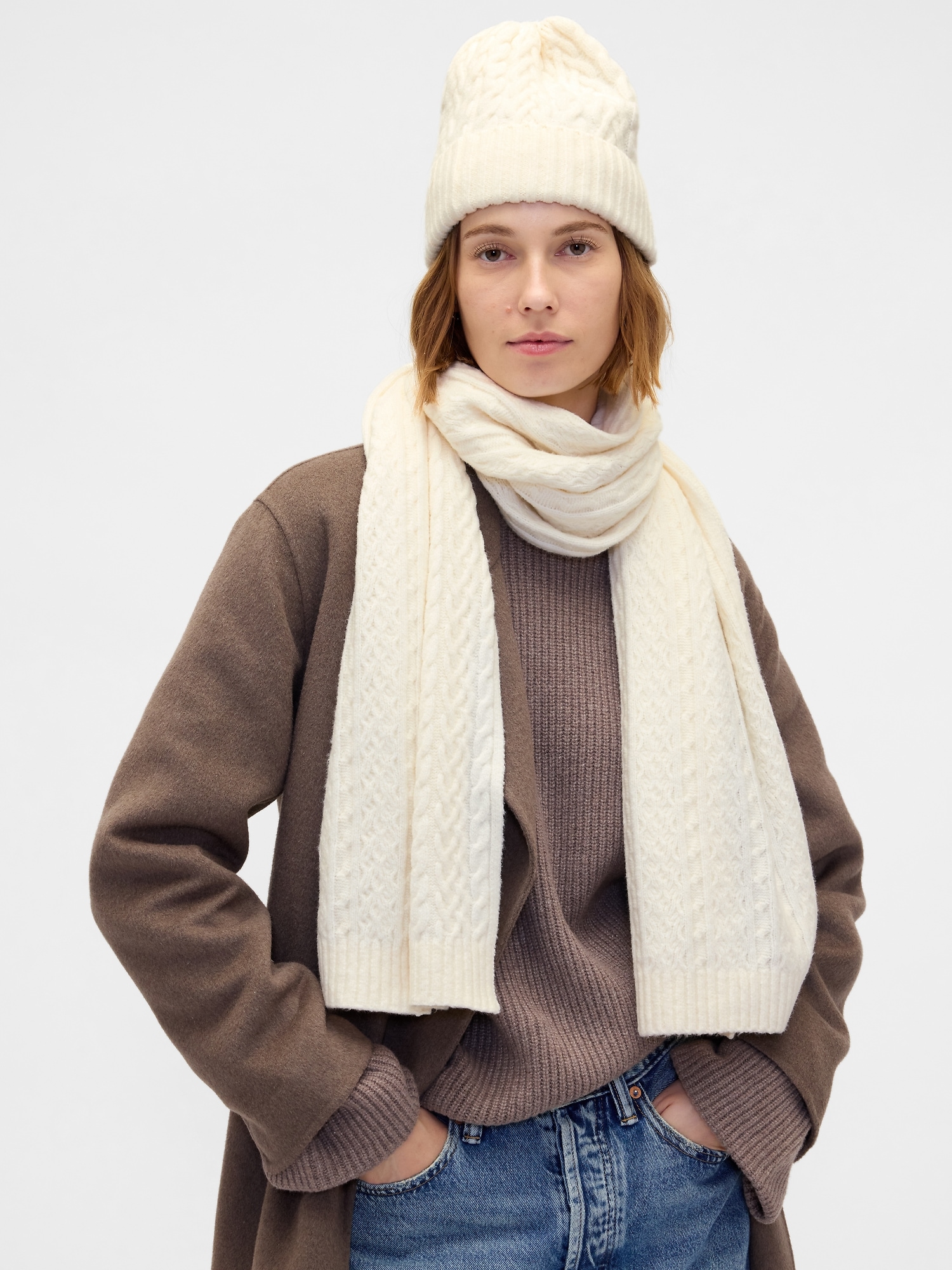 CashSoft Cable-Knit Scarf