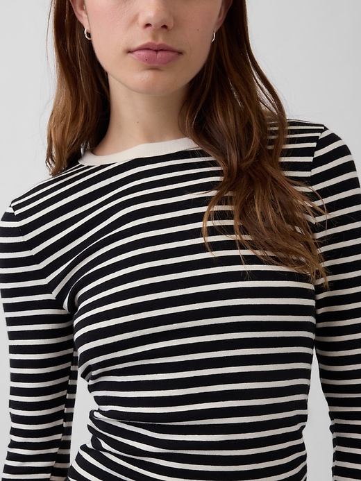 Image number 4 showing, Modern Crewneck T-Shirt