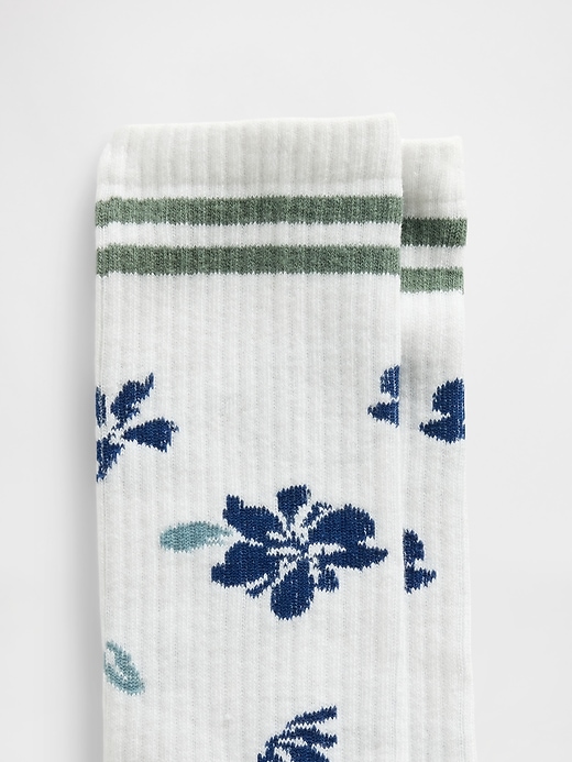 Image number 2 showing, Floral Crew Socks