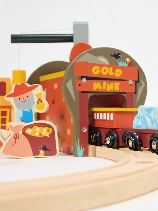 Image number 6 showing, Gold Mine Train Set