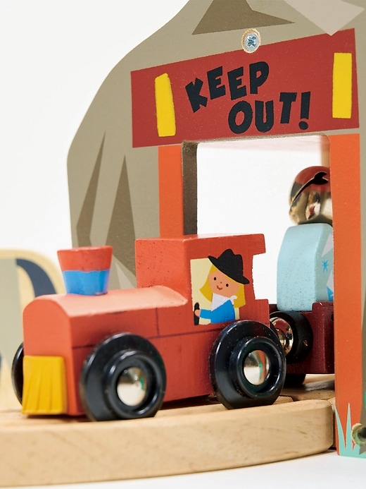 Image number 2 showing, Gold Mine Train Set