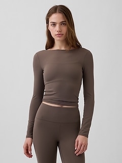 GapFit Smooth Boatneck T-Shirt