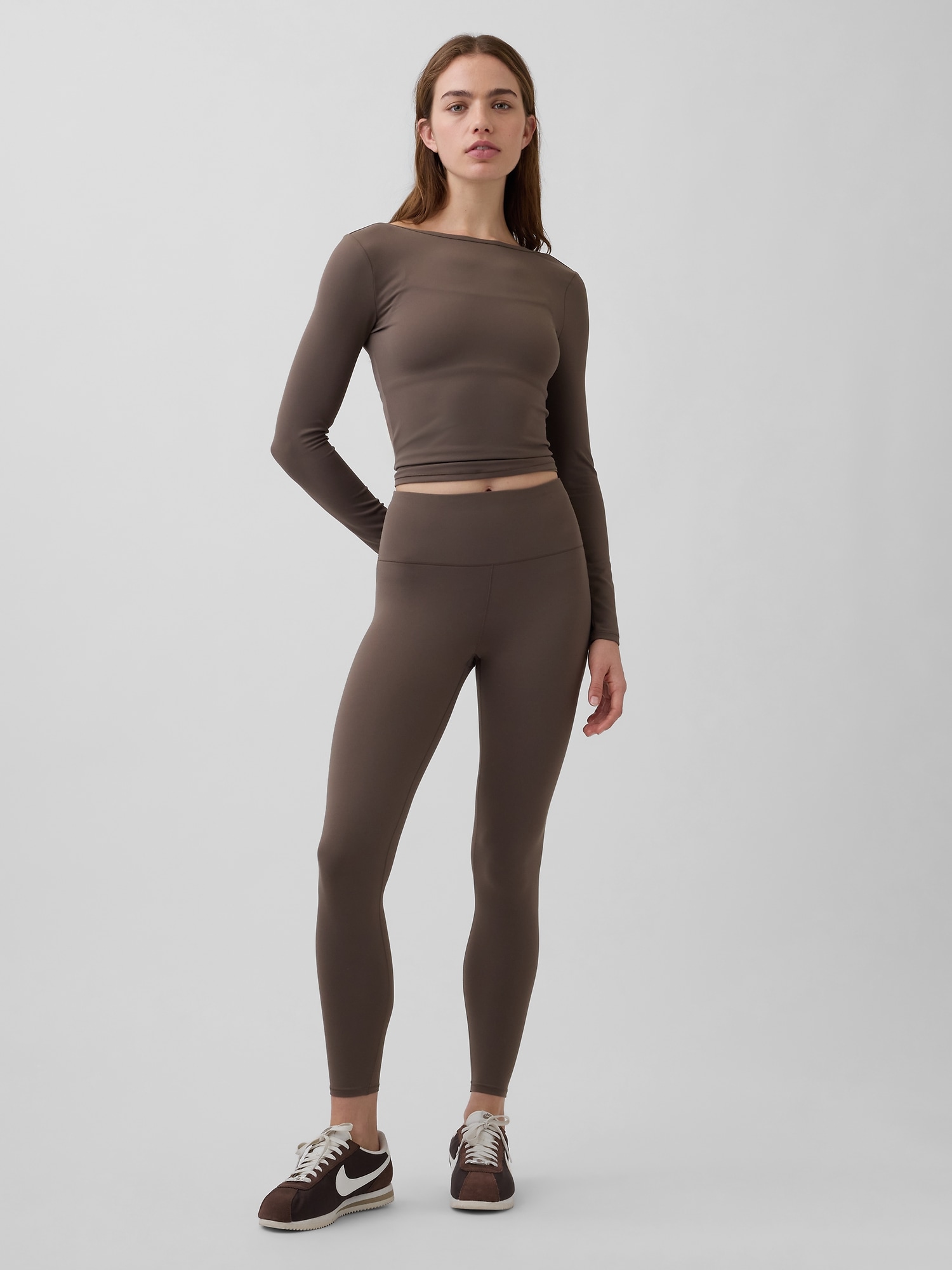 GapFit Smooth Boatneck T-Shirt