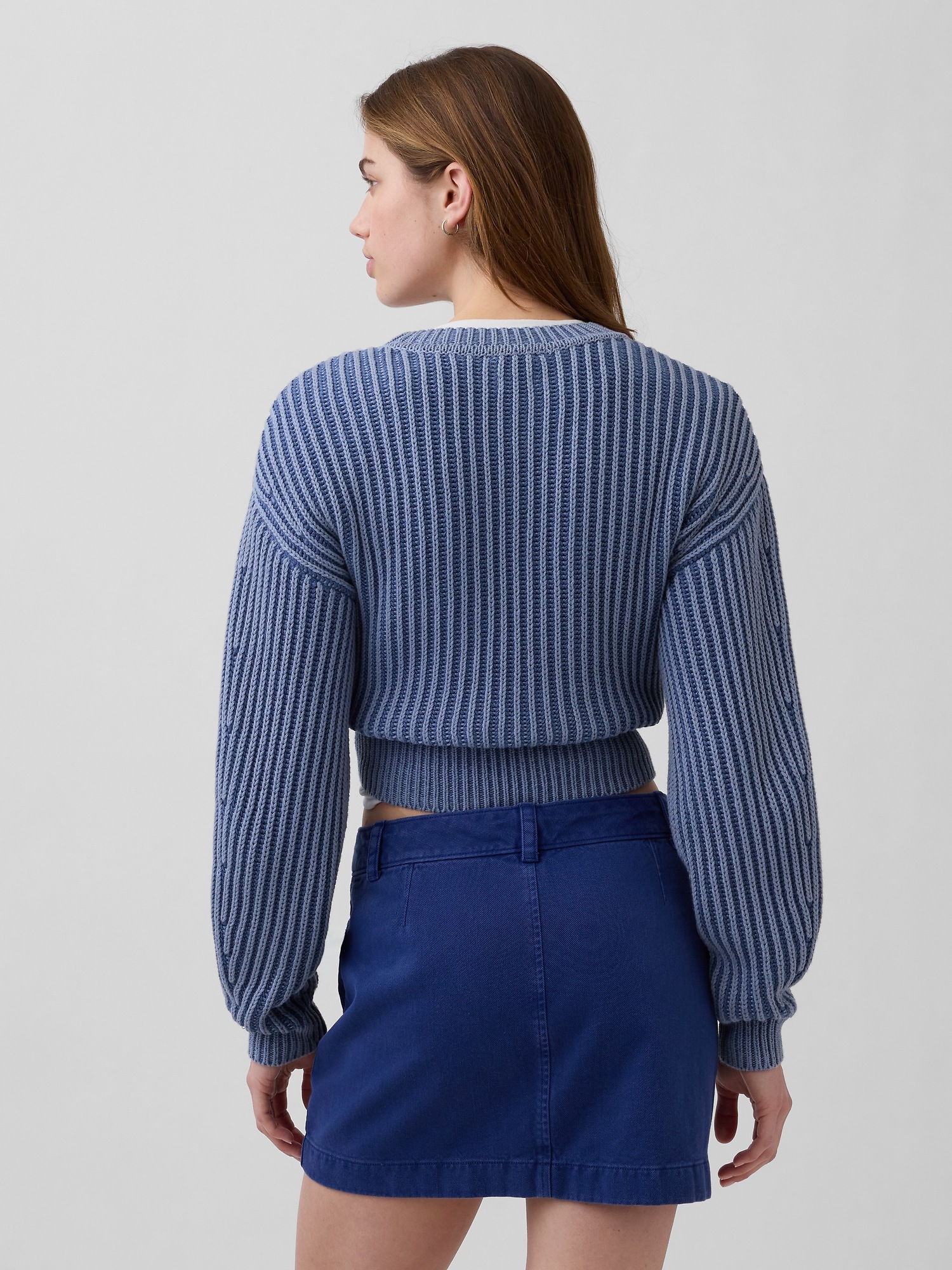 Женский свитер Gap 100% Cotton Barrel-Sleeve Crop Sweater, цвет: Синий — фото 3