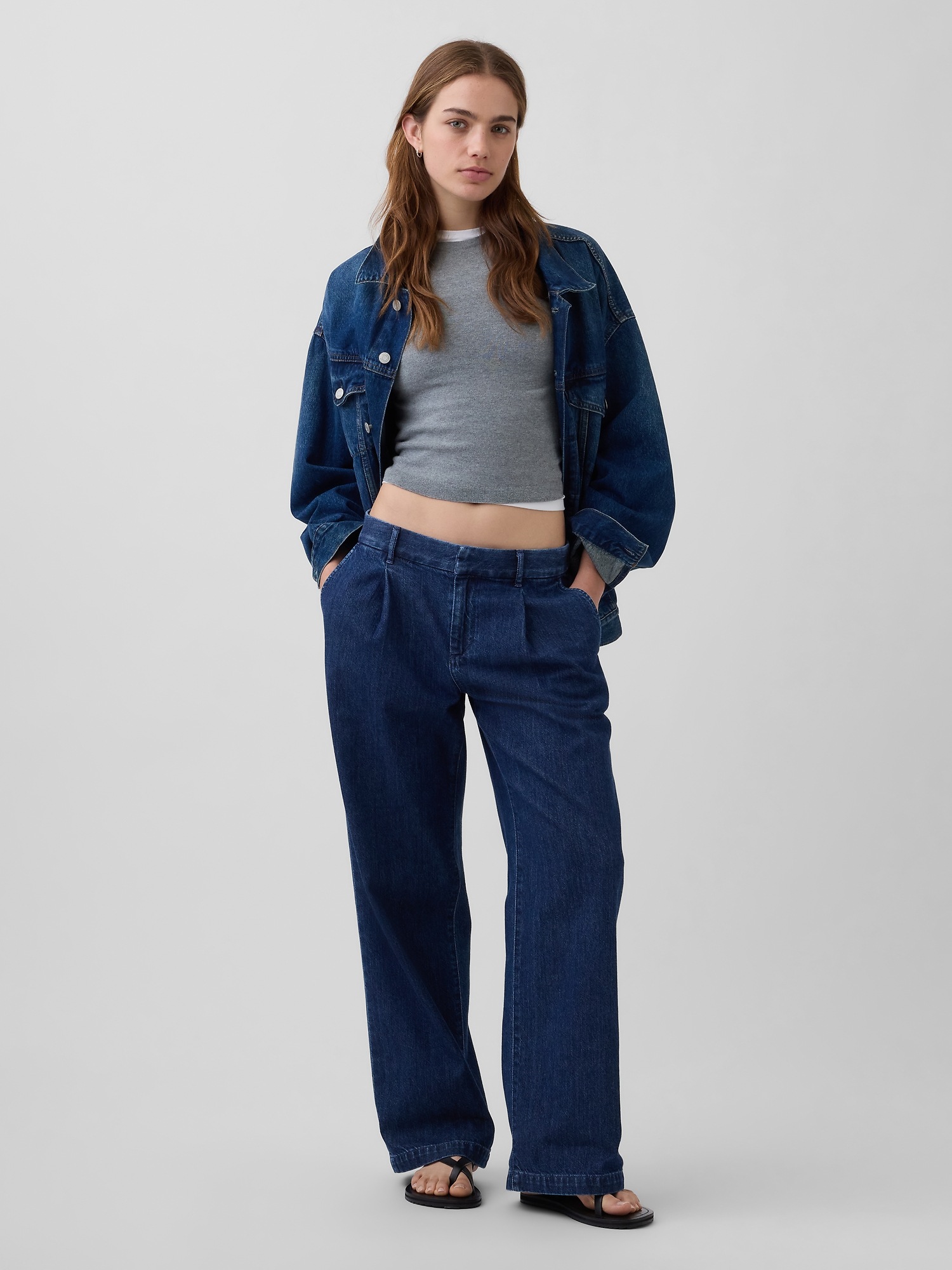 Женские джинсы Gap 365 Low Rise Denim Pleated Trousers