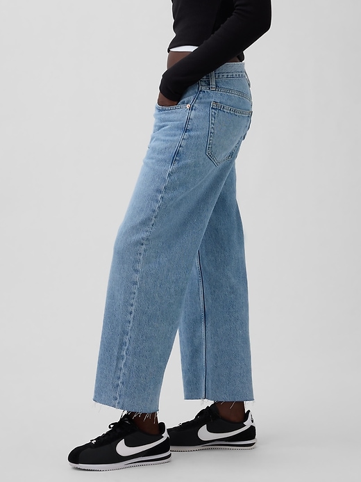 Image number 3 showing, Low Slung Relaxed Crop Jeans