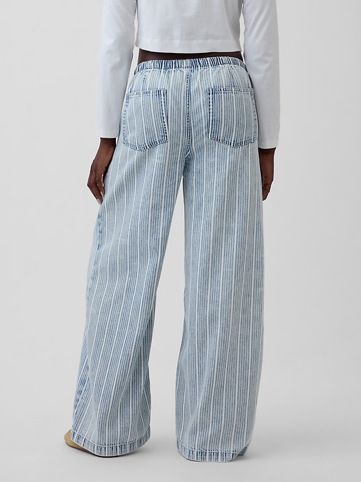 Image number 4 showing, Mid Rise UltraSoft Easy Baggy Jeans