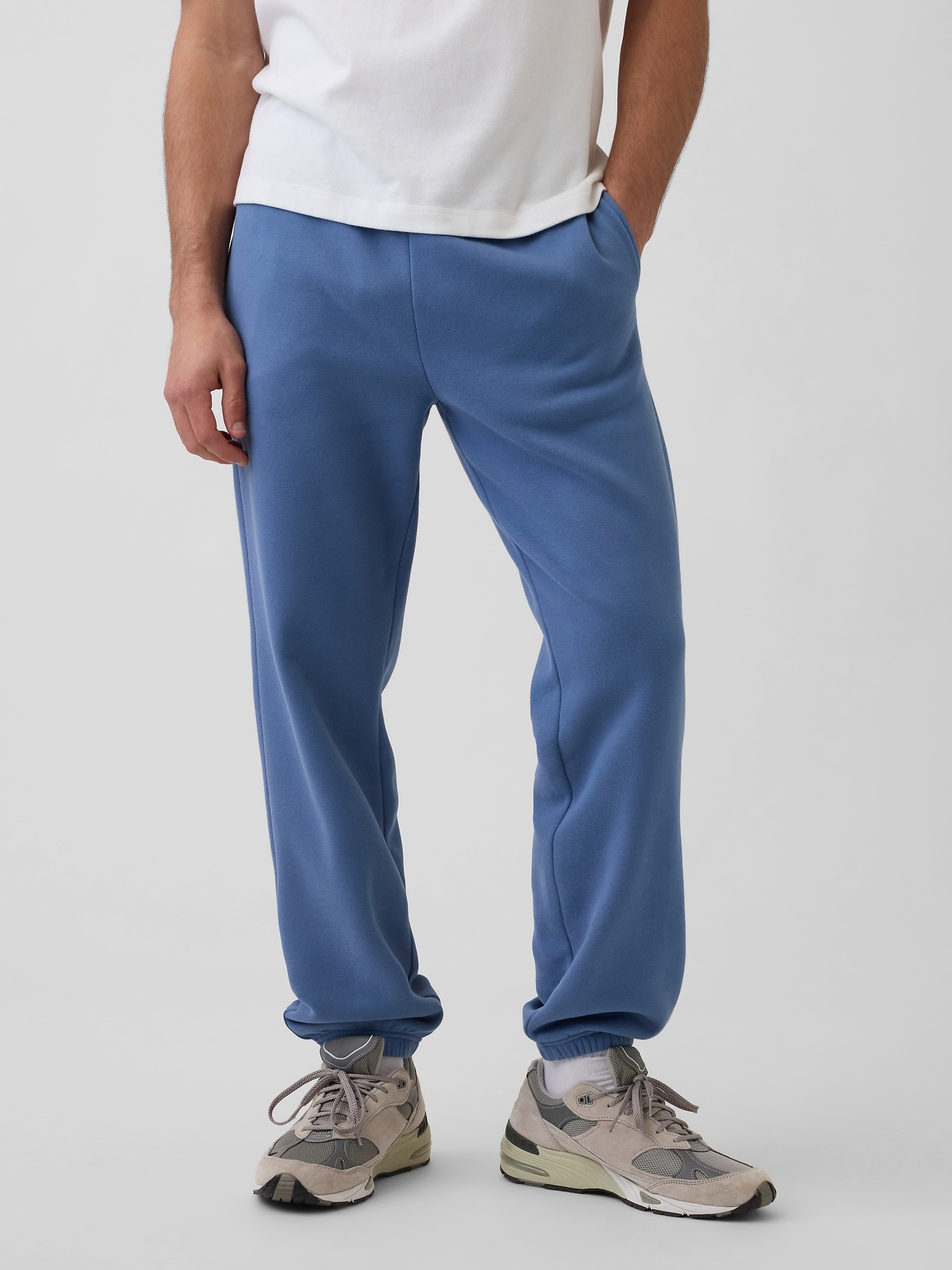 Мужские брюки Gap Adult VintageSoft Classic Joggers — фото 2
