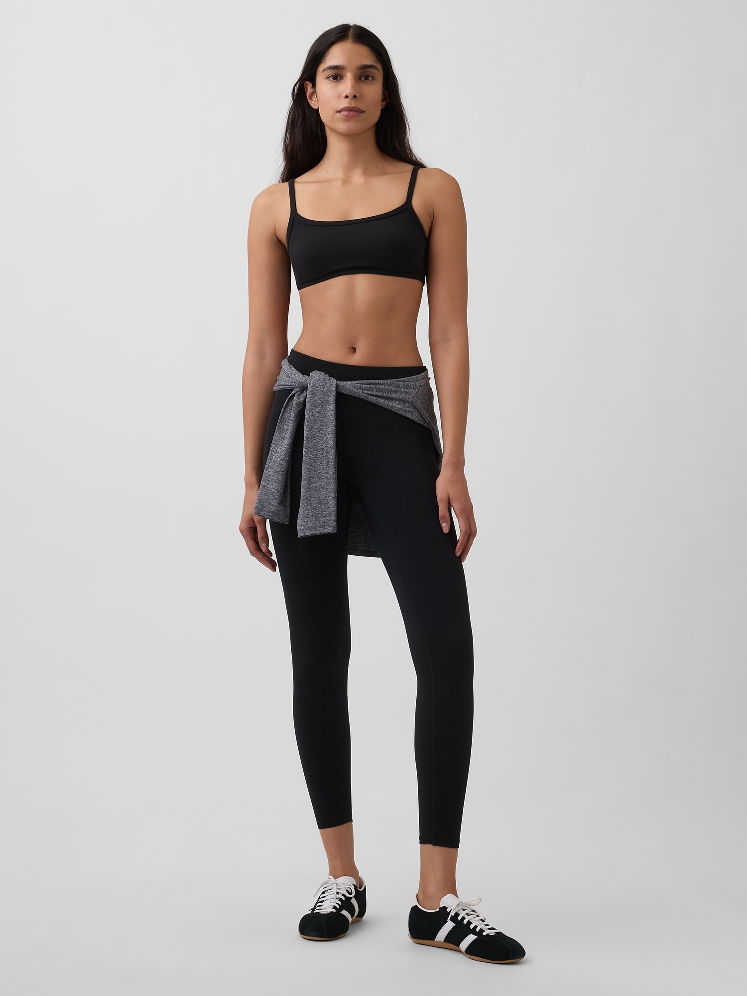 GapFit Smooth Sports Bra