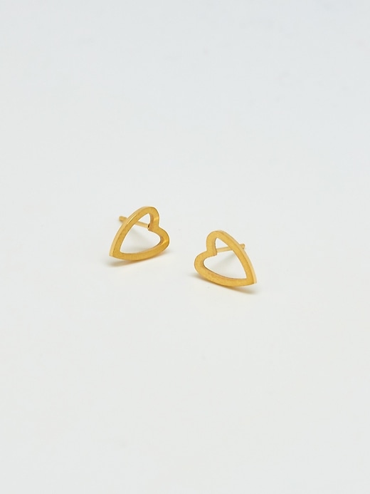 Image number 6 showing, Admiral Row Gold Heart Outline Stud Earrings
