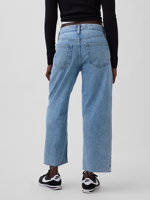 Image number 4 showing, Low Slung Relaxed Crop Jeans