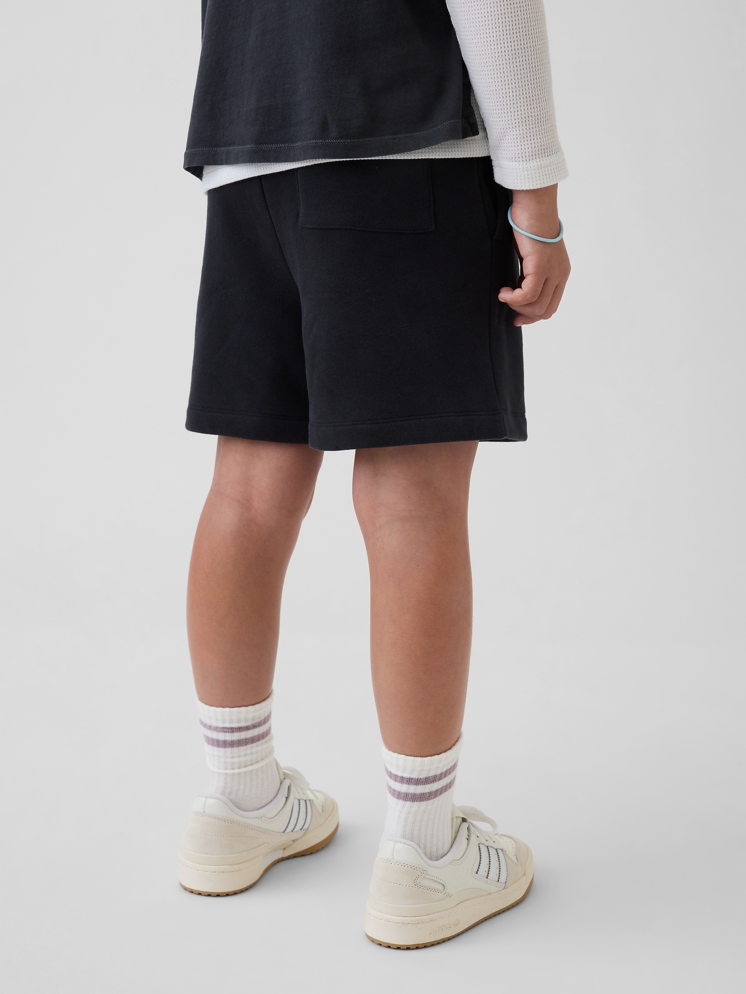 Детские шорты Gap Kids 5" VintageSoft Sweat Shorts — фото 3