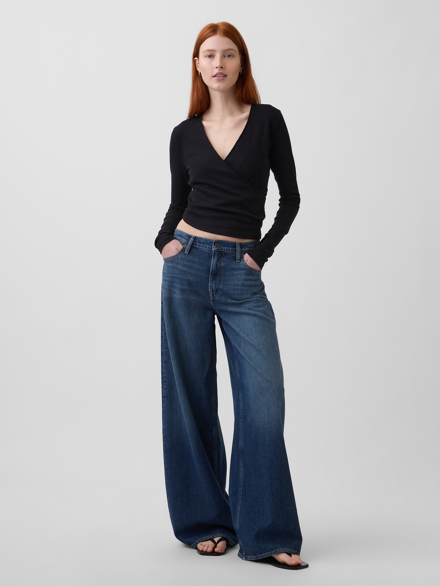 Modern Wide Rib Wrap V-Neck T-Shirt