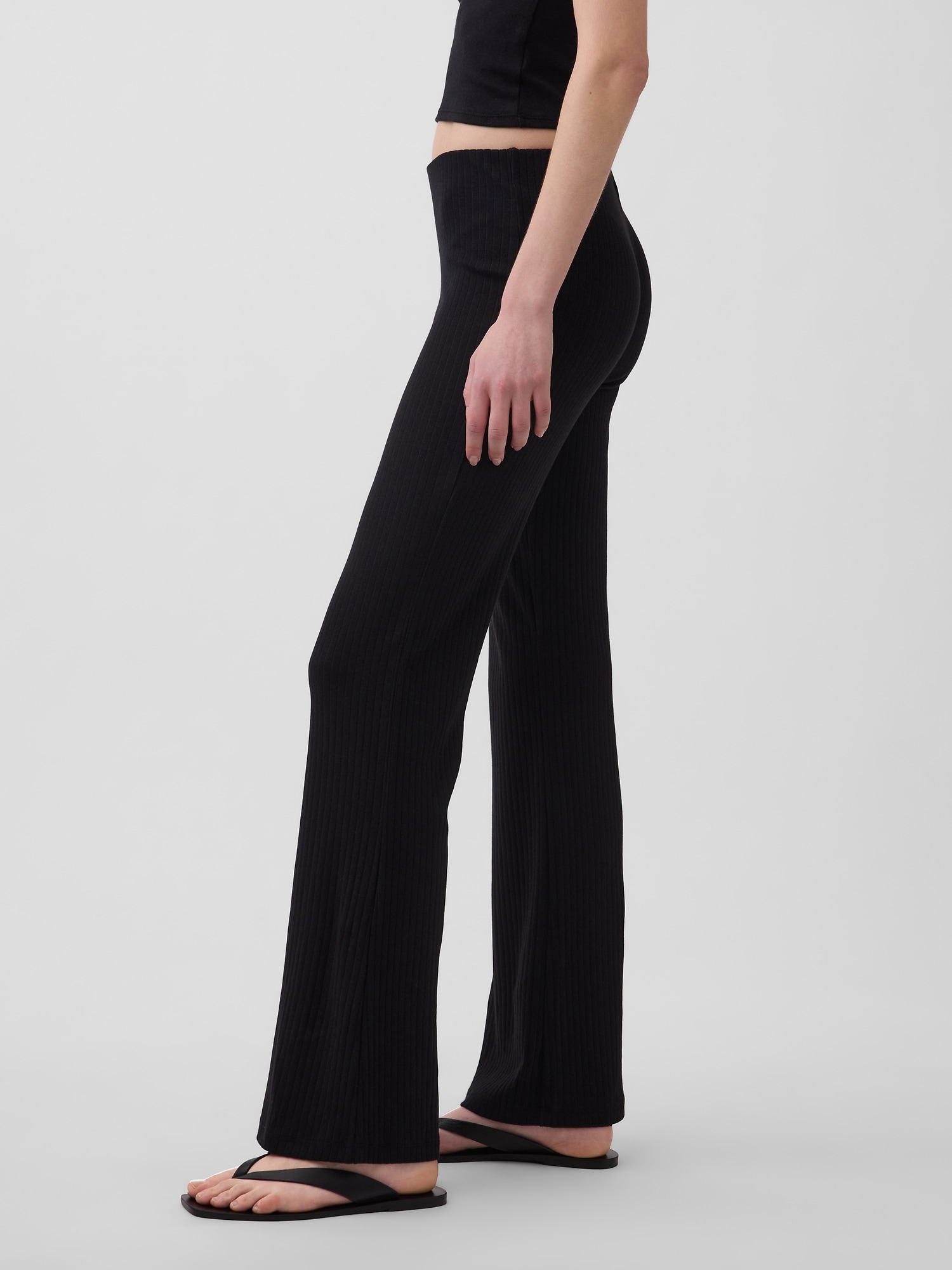 Женские брюки Gap Modern Wide Rib Flare, цвет: Чёрный — фото 3