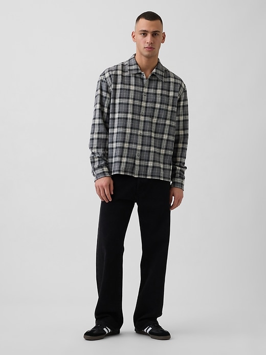 Image number 2 showing, Organic Cotton Relaxed Flannel Shirt