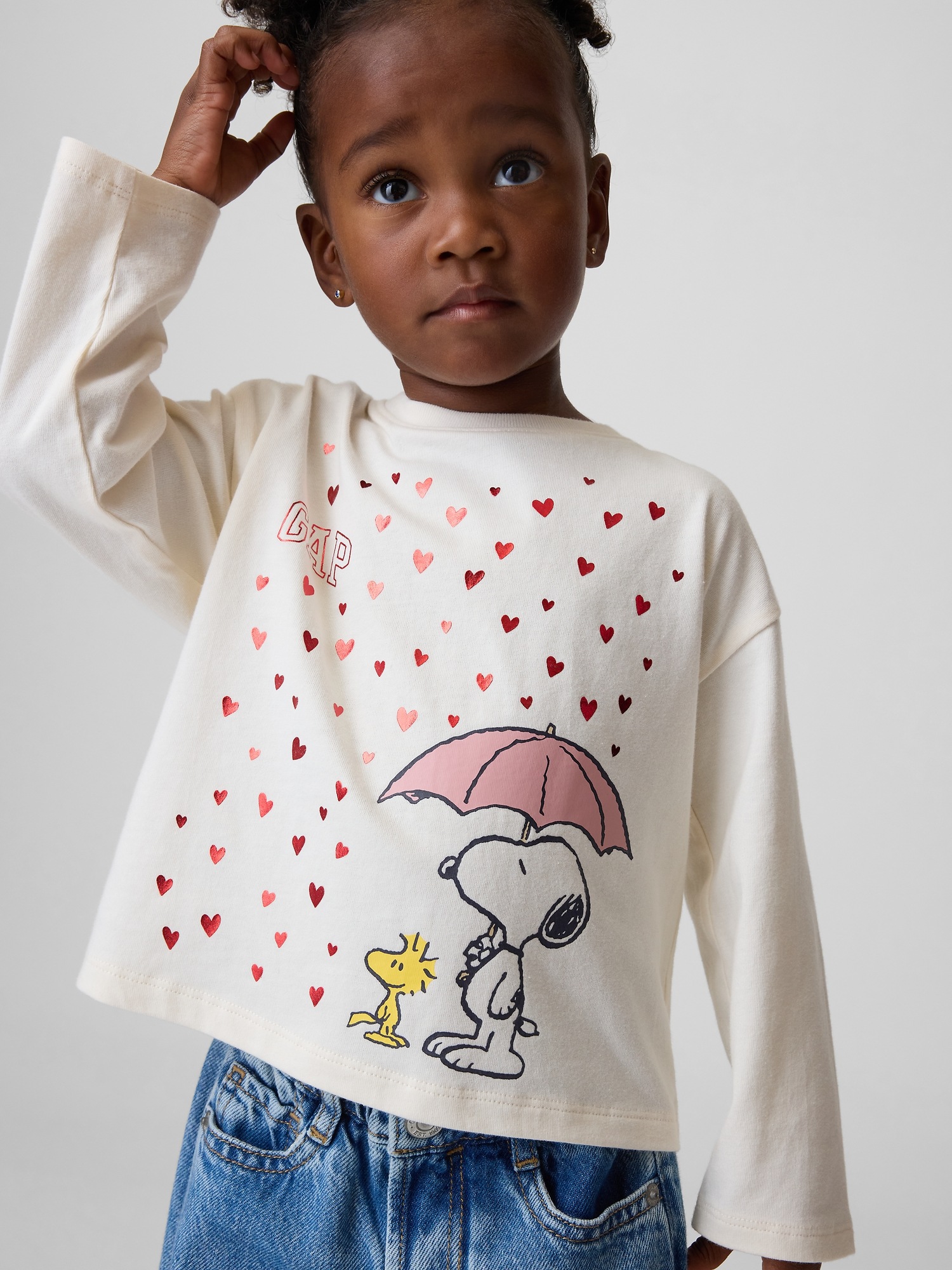 Футболка Gap Peanuts Graphic T-Shirt для малышей, цвет: Слоновая кость морозный — фото 3