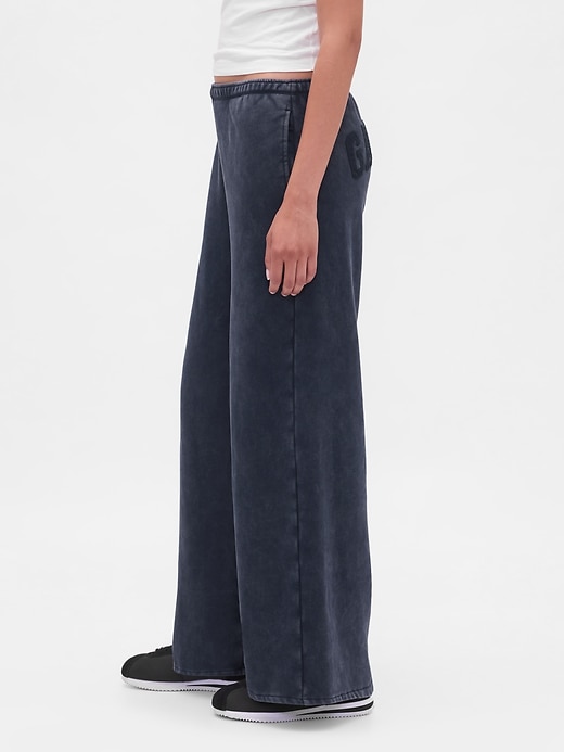 Image number 3 showing, VintageSoft Logo Baggy Sweatpants