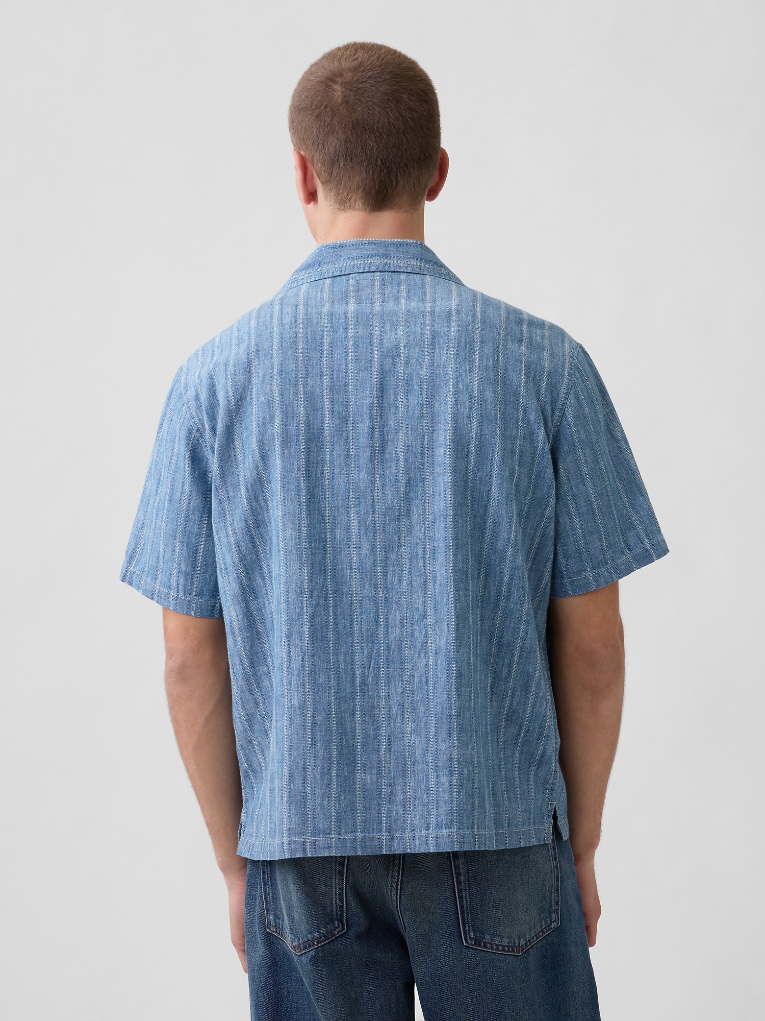 Мужская рубашка Gap Denim Dobby Resort, цвет: Индиго меланжевый — фото 3